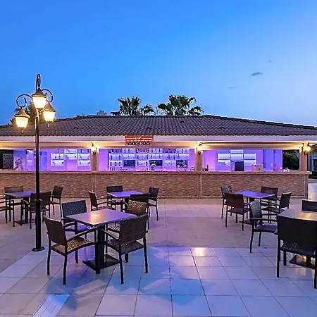 فندق Asteria Family 5*